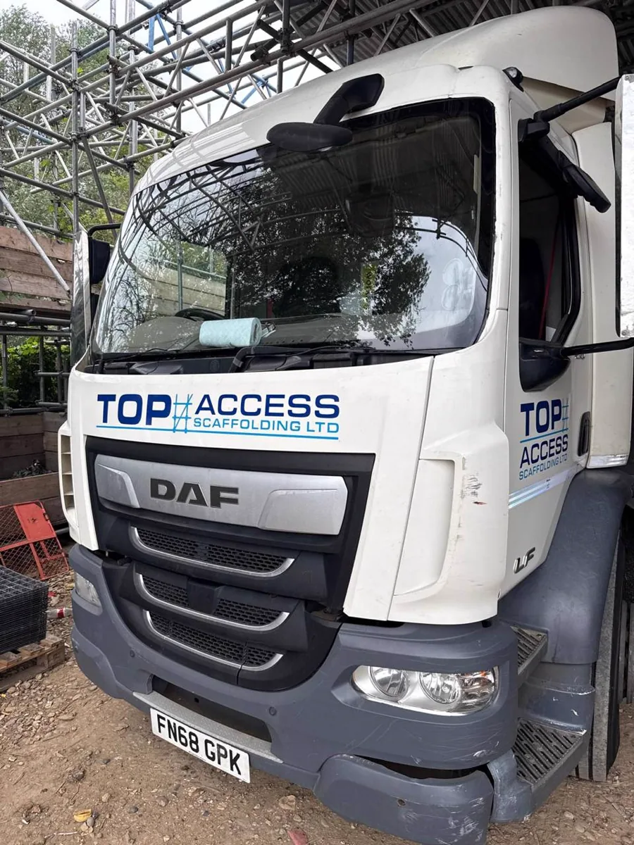 Replacement windscreen fitted to a commercial truck