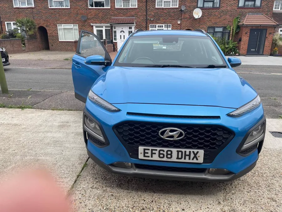 Blue Ford after completed windscreen work